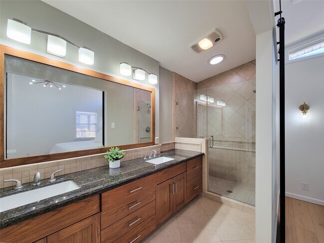 Building Photo - 2318 Ansbury Dr