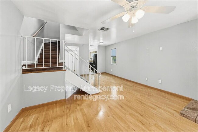Building Photo - 5606 Hamilton St