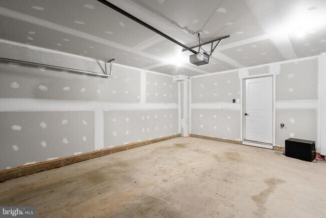 Building Photo - 6252 Alexa St