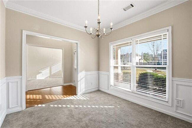 Building Photo - 5670 Winter Bluff Way NE