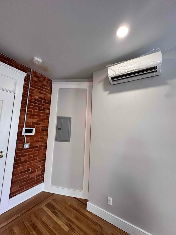 Building Photo - 1234 S 1st St