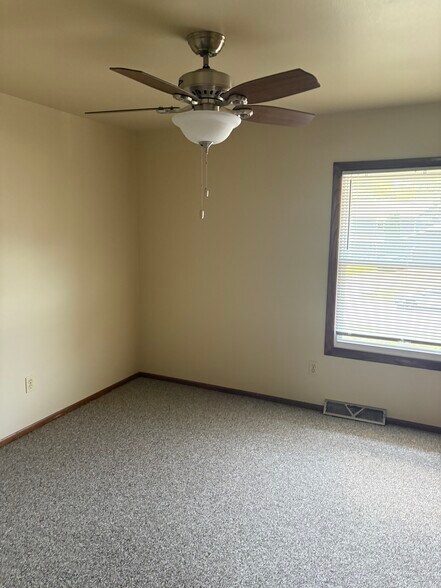 Bedroom1 - S71W14888 Westcot Dr