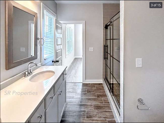 Building Photo - 1200 Windsor Sq