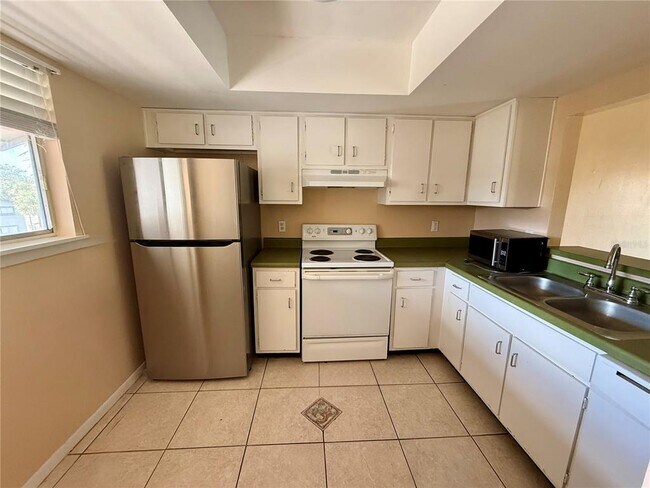 Building Photo - 6306 Newtown Cir