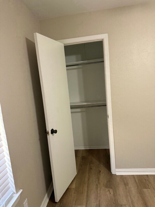 Building Photo - Beautiful 3 Bedroom home in Springhill ISD