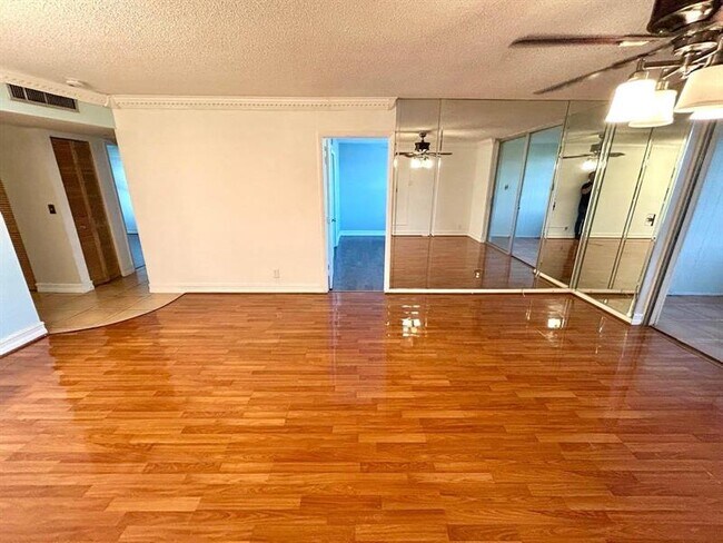 Building Photo - 7608 NW 18th St