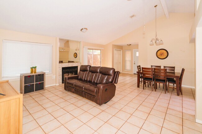 Building Photo - 3402 Cape Forest Dr