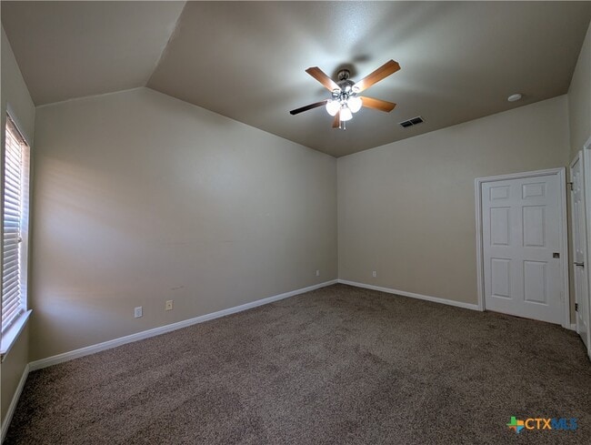 Building Photo - 1662 Lantana Cir