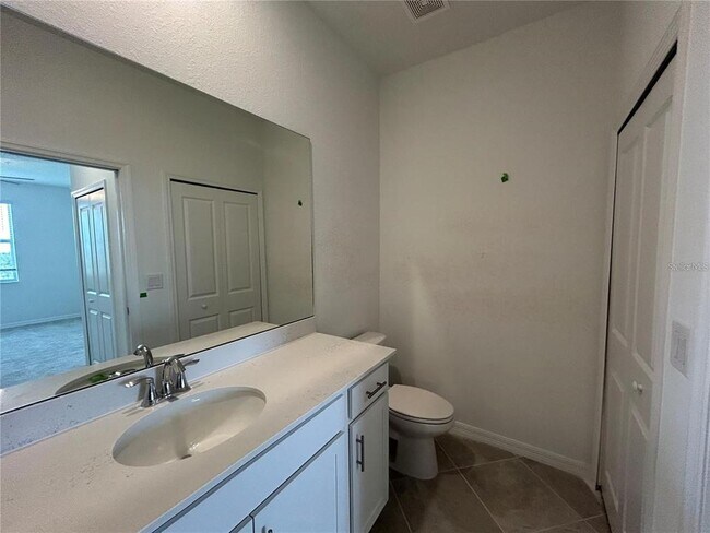 Building Photo - 12240 Wellen Golf St
