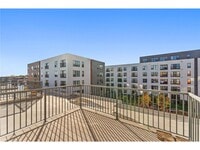 Building Photo - 2650 University Ave W