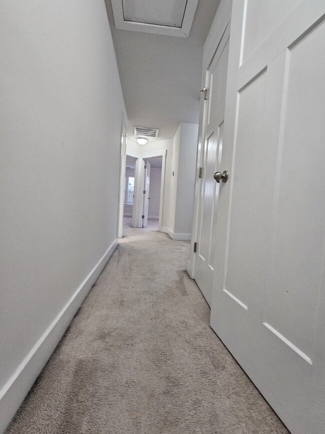 Building Photo - 114 Lerner Ct