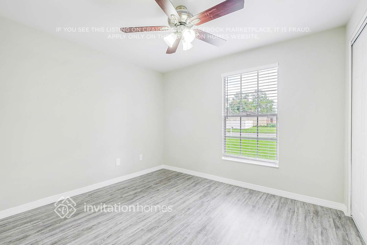Building Photo - 8127 Kenwood Dr N