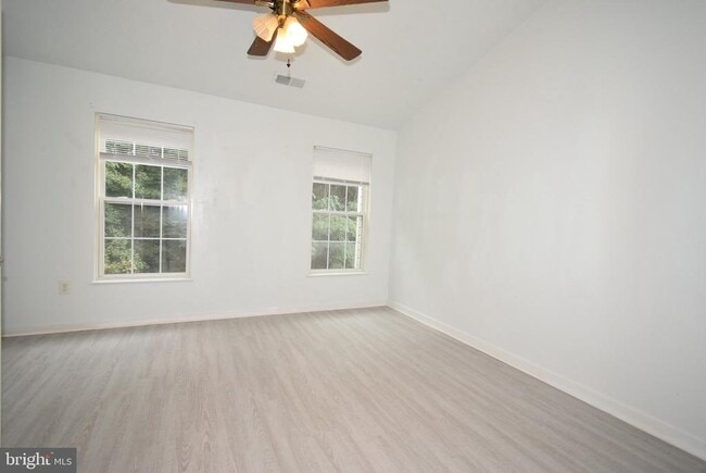 Building Photo - 6617 Cambria Terrace