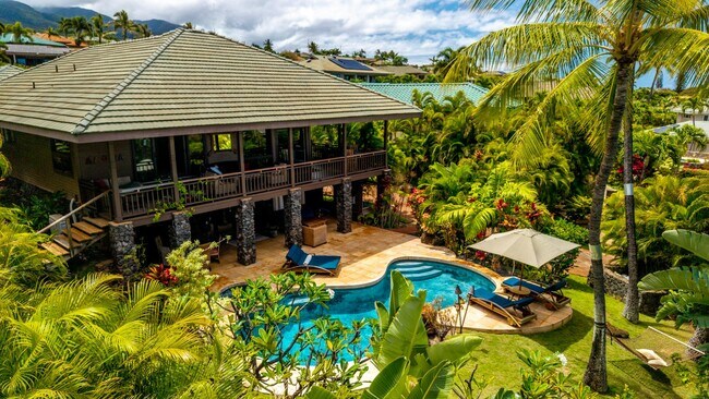 Primary Photo - 250 Amakihi Way