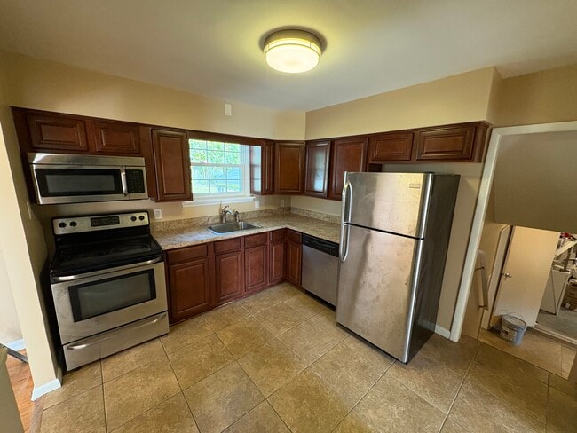 Building Photo - 4514 Forrest Ave