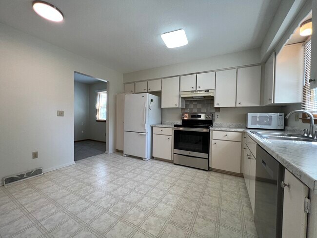 Kitchen - 1310 55th St
