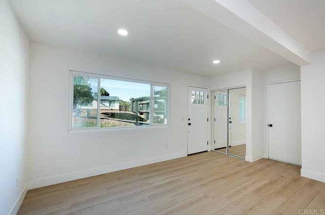 Building Photo - 8715 Potrero St