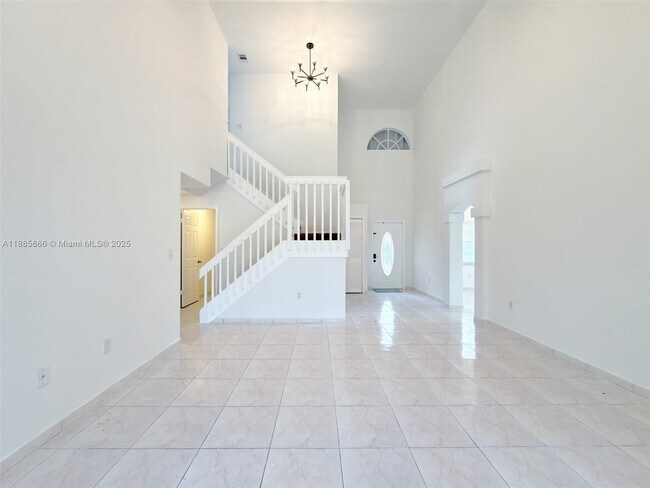 Building Photo - 7780 SW 160th Ave