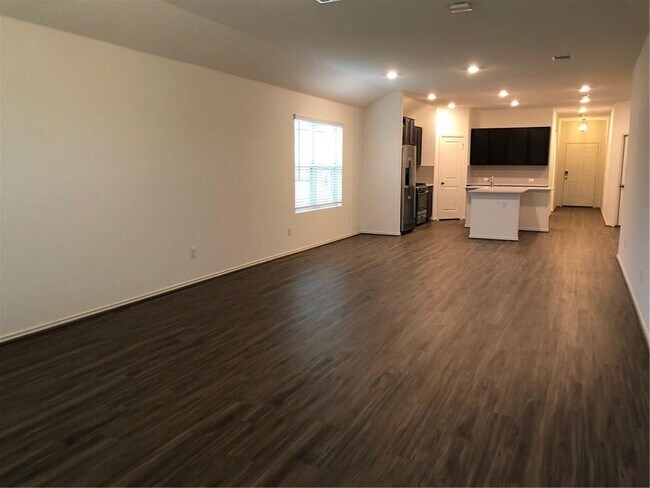 Building Photo - 3357 Pauling Loop