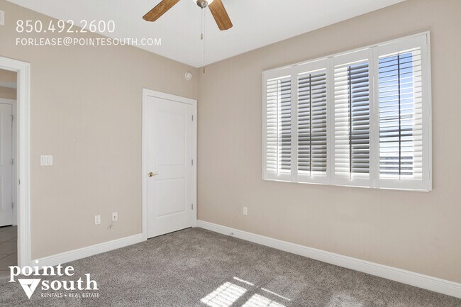 Building Photo - 608 Lost Key Dr