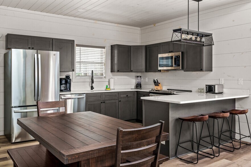 Building Photo - 532 Warbonnet Wy