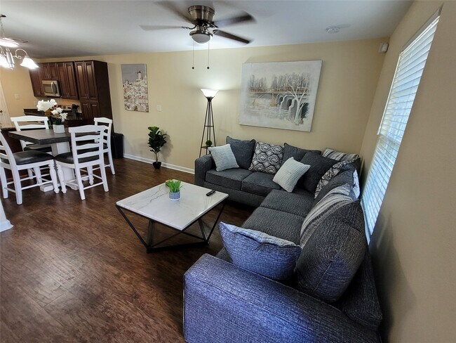 Building Photo - 4426 25th St E