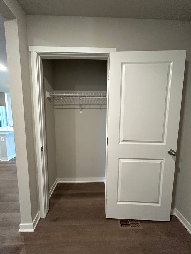 Building Photo - Your Dream Home Awaits in Gretna, NE!