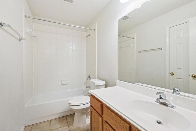Building Photo - 3516 Sutters Way