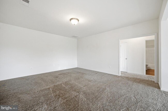 Building Photo - 24267 Purple Finch Dr