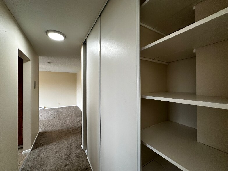 Building Photo - 200 Fairmount Ave