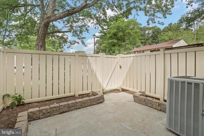 Building Photo - 2846 Chablis Cir