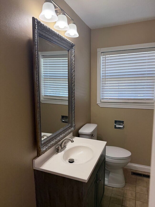 Building Photo - 4134 E Freedom Cir