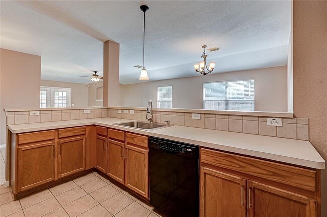 Building Photo - 17338 Turquoise Stream Dr