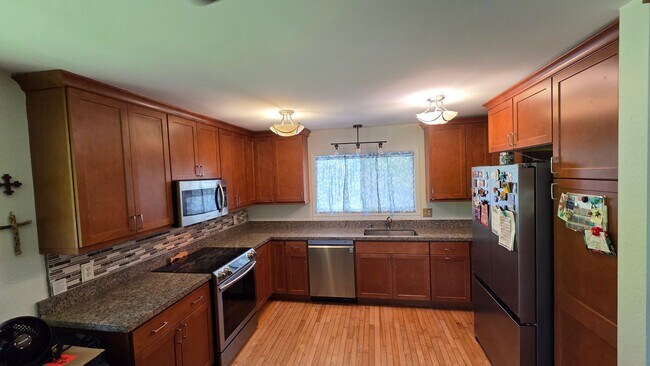 Building Photo - KAILUA LAKEVIEW TOWNHOMES