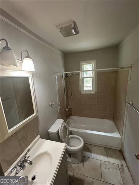 Building Photo - 757 Coleman St SW