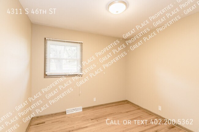 Building Photo - 4311 S 46th St