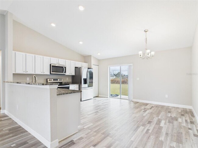 Building Photo - 12849 SW 73rd Ave Rd