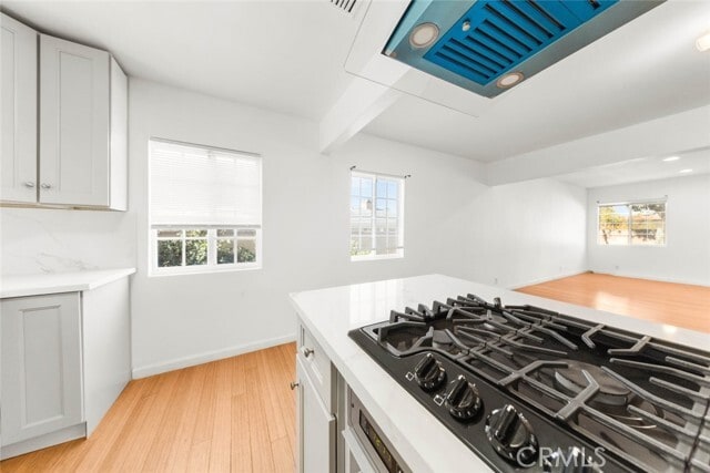 Building Photo - 19148 Saticoy St