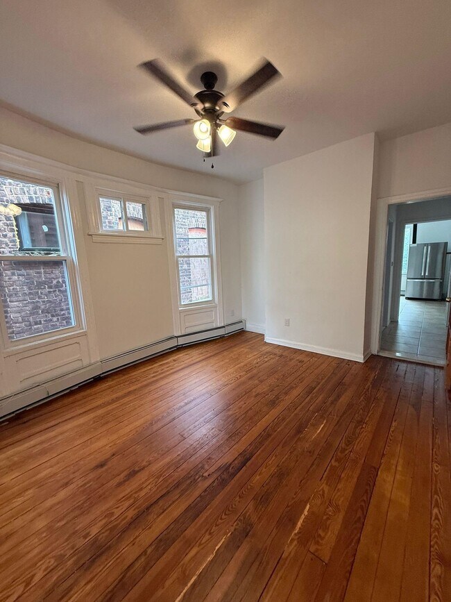 Building Photo - 163 BIDWELL Ave