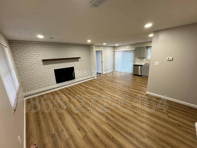 Building Photo - 4034 Deer Run Dr