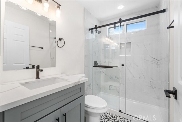 Building Photo - 523 W 12th St