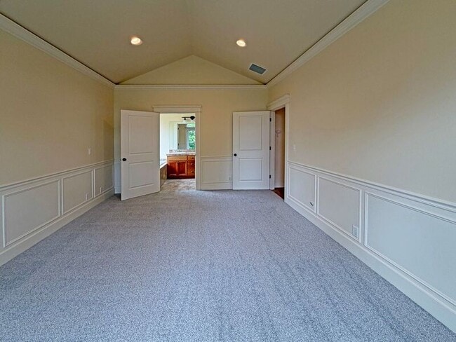 Building Photo - 2523 Borders Dr