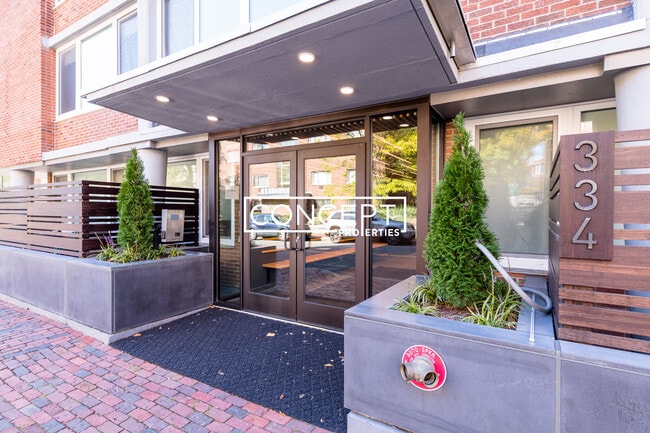 Building Photo - 334A Harvard St. Unit 7