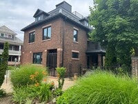 Building Photo - 6810 Herman Ave