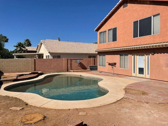 Building Photo - Superstition Springs 4 bedroom/3 baths w/ PRIVATE POOL