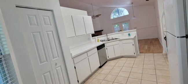 Building Photo - 3 Bedroom/2 Bath Home in Cherry Tree