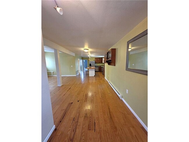 Building Photo - 206 2nd Ave