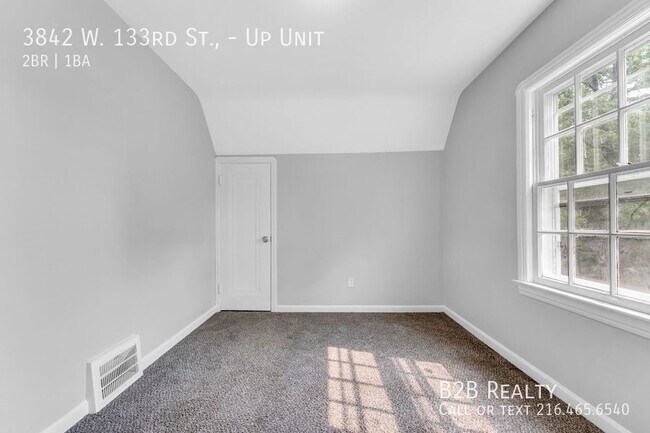 Building Photo - 3842 W 133rd St