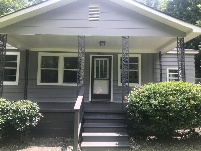 Building Photo - ***UPCOMING**2 Bedroom / 1 Bathroom Home for Rent in North Columbus, GA***