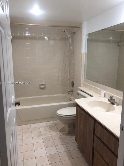 Building Photo - 1715 Whitehall Dr